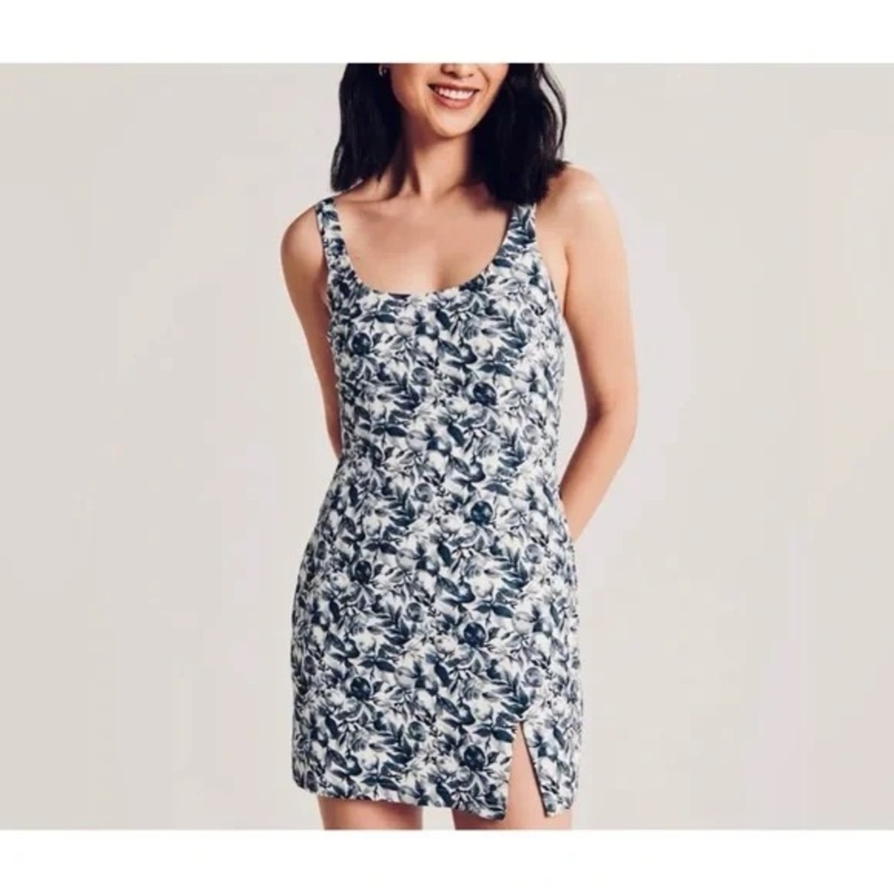 Abercrombie Navy Floral Sleeveless Dress
